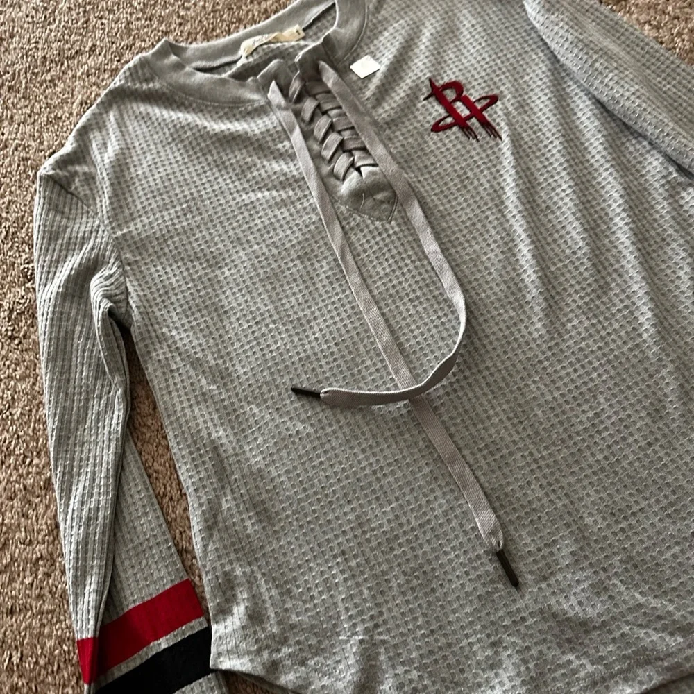 Houston Rockets Gray Ribbed Knit Top for Ladies - Picture 3 of 5